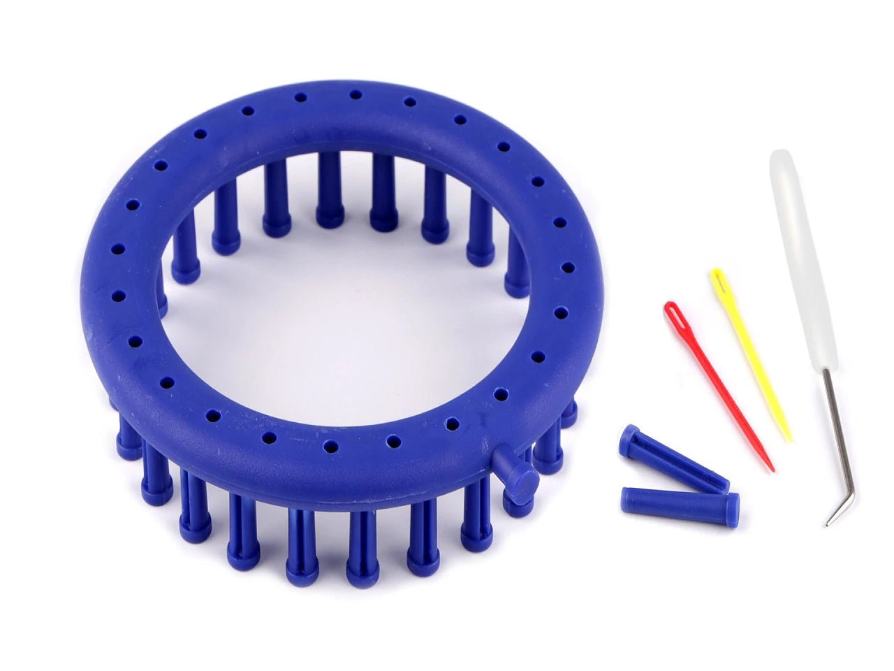 txt
Zdjęcie okrągłej ramki dziewiarskiej Tapošanas (Knitting Loom) do robienia czapek i szalików – Ø14 cm – dostępna w Šarlotes audumi