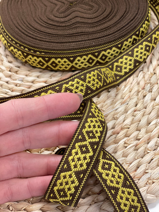 Ethnic ribbon, 22mm band - brown with yellow - LV