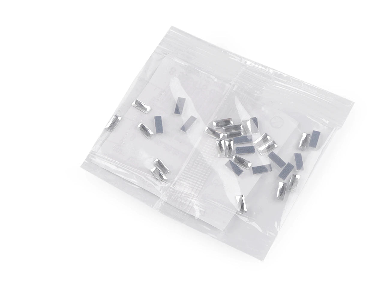 Image of decorative hotfix crystals 3 × 7 mm 2g – available at Šarlotes audumi