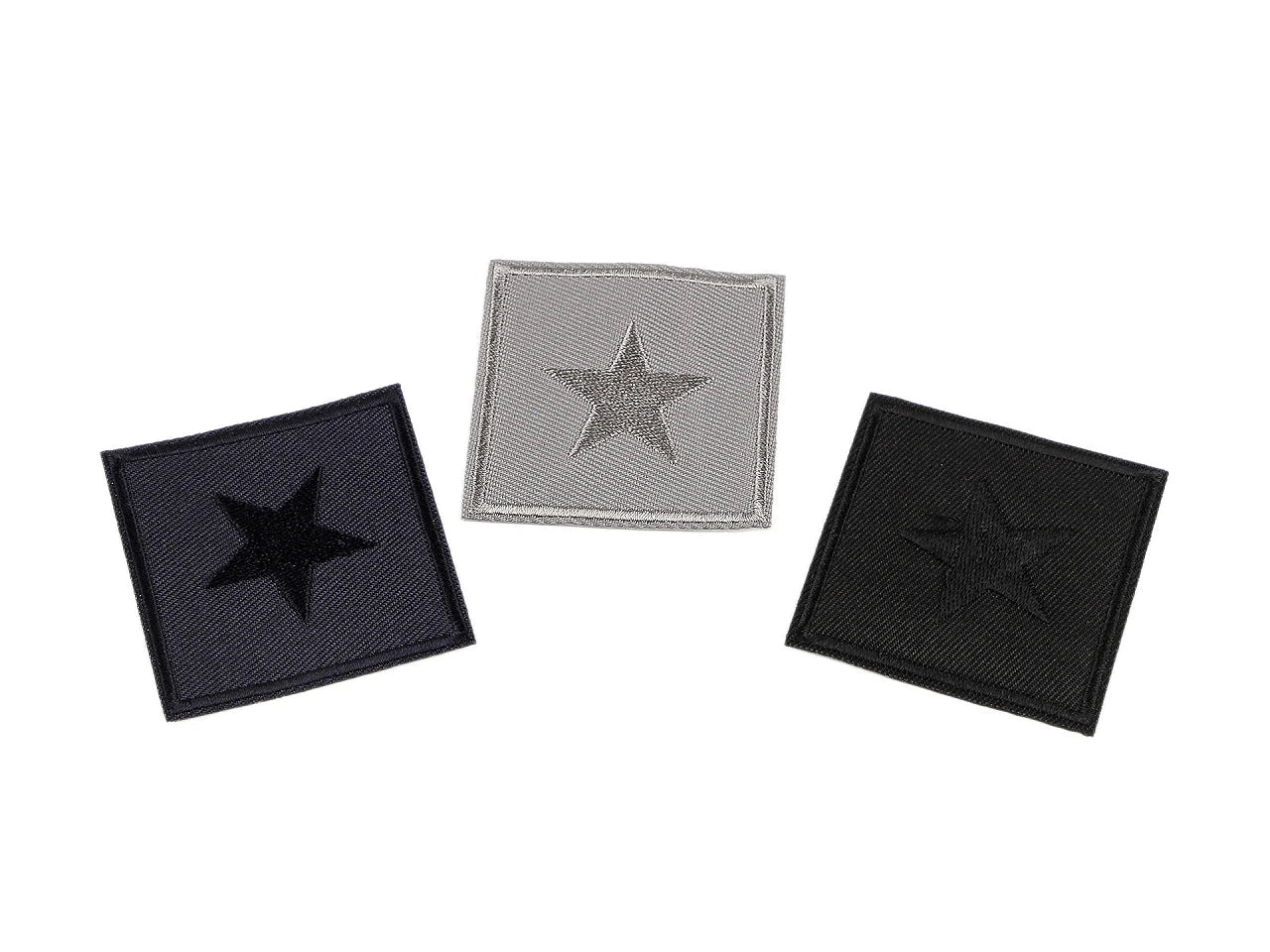 Attēls ar Uzgludināms ielāps, aplikācija ar zvaigzni 5,5 x 5,5 cm – pieejams Šarlotes audumi