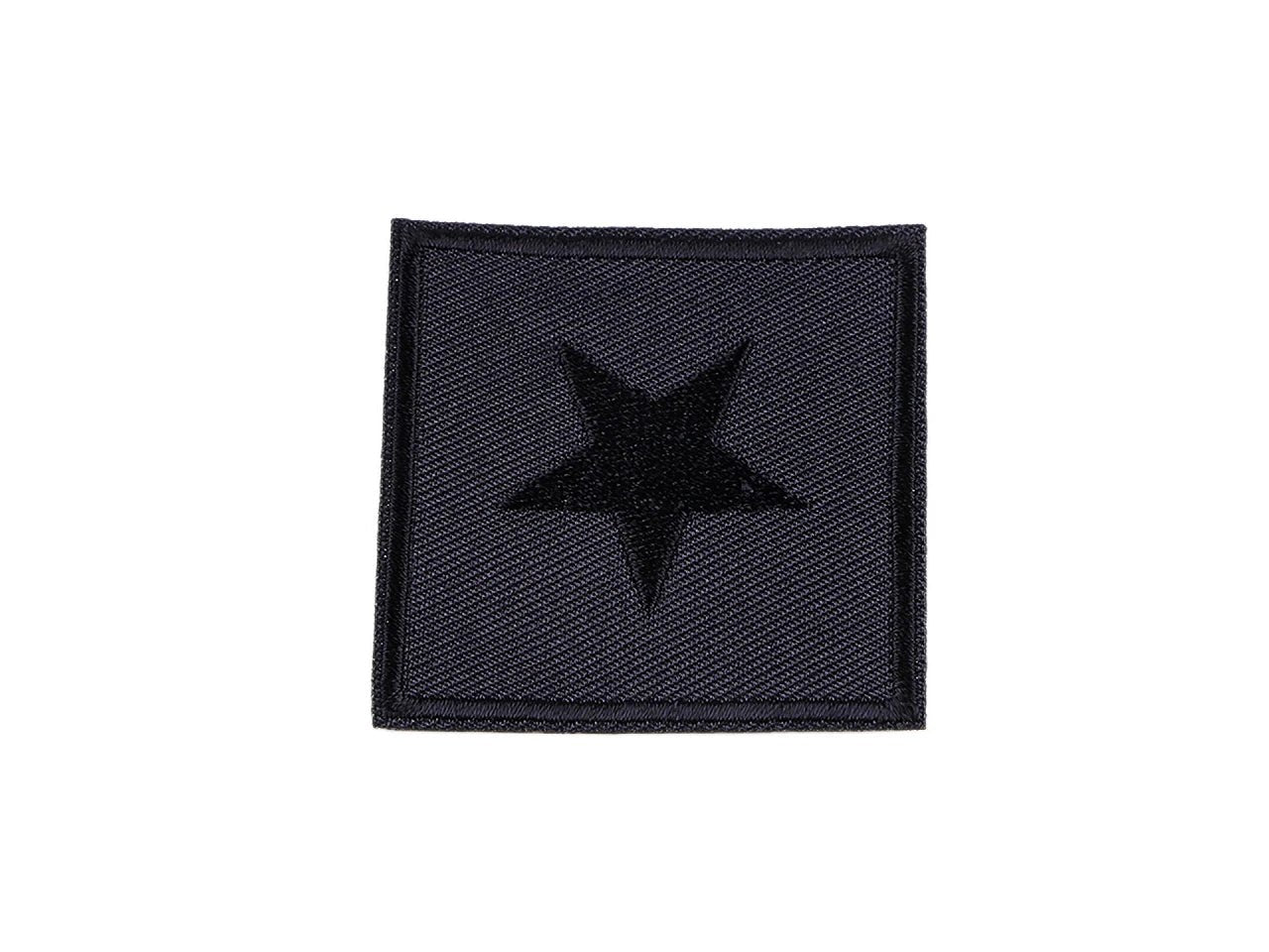 Attēls ar Uzgludināms ielāps, aplikācija ar zvaigzni 5,5 x 5,5 cm – pieejams Šarlotes audumi