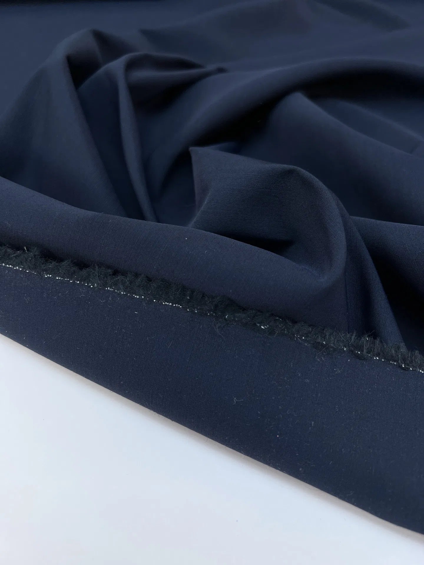 Wool fabric with silk - dark blue 160 g/m²