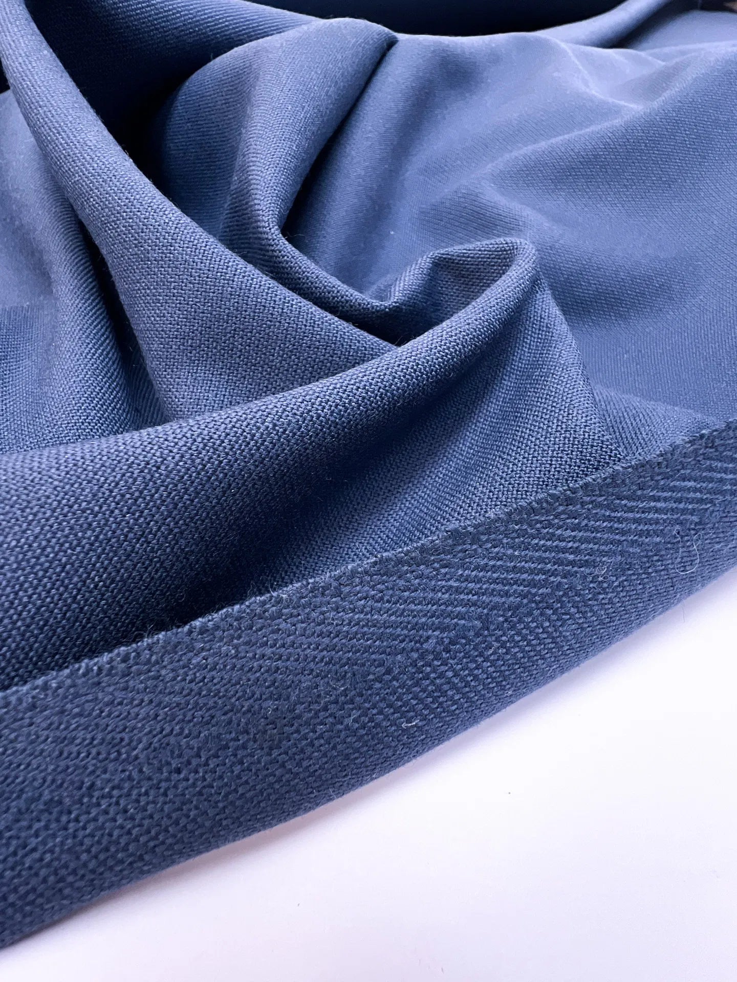 Wool fabric - dark blue 470 g/m²