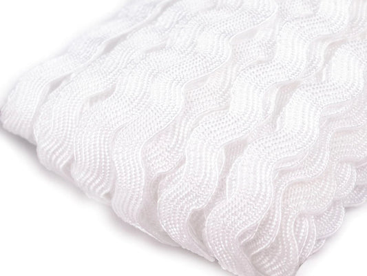 Image of Wavy decorative ribbon | 5 mm 30 m – available at Charlotte’s Fabrics