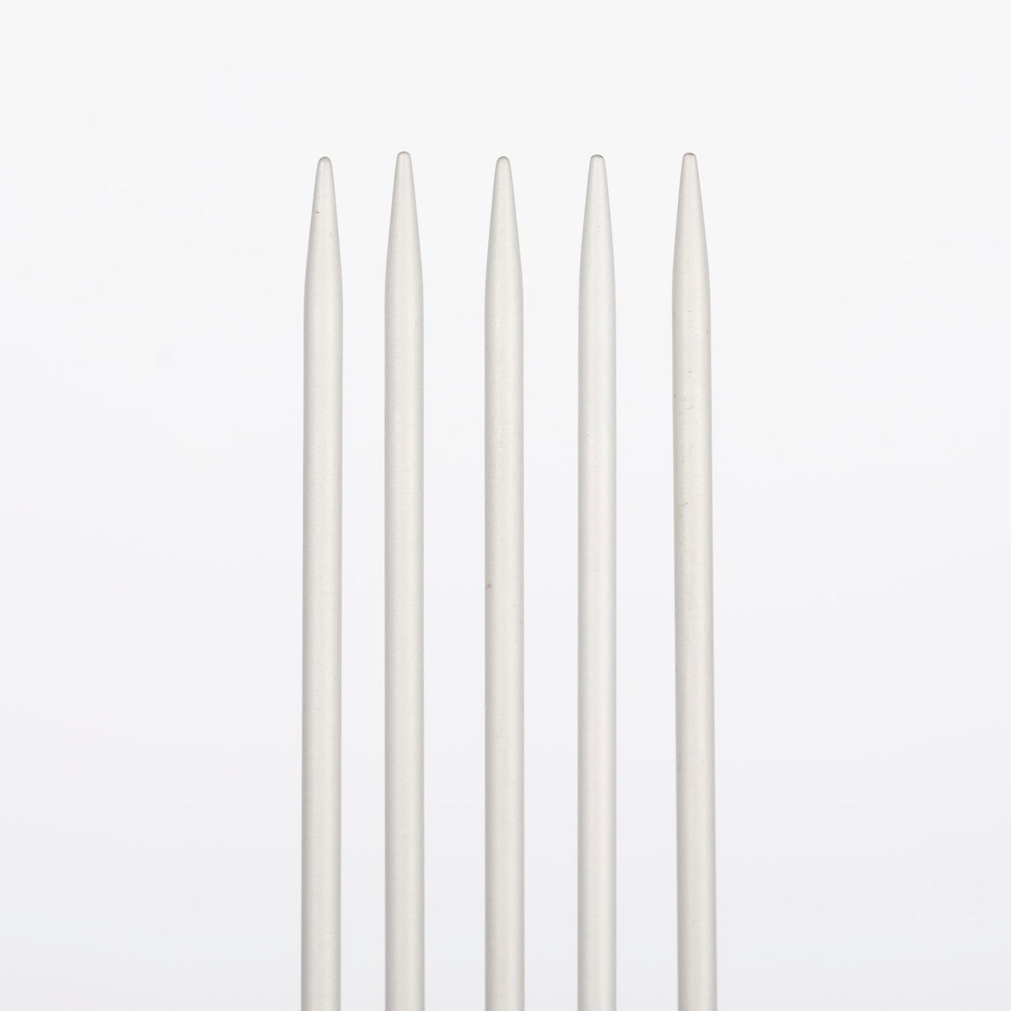 Image with DROPS basic sock knitting needles – aluminum (20 cm) | 2.0 - 5.0 mm – available at Šarlotes audumi