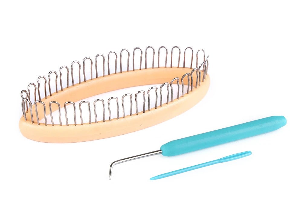 Image of a sock knitting loom set (loom) – available at Šarlotes audumi