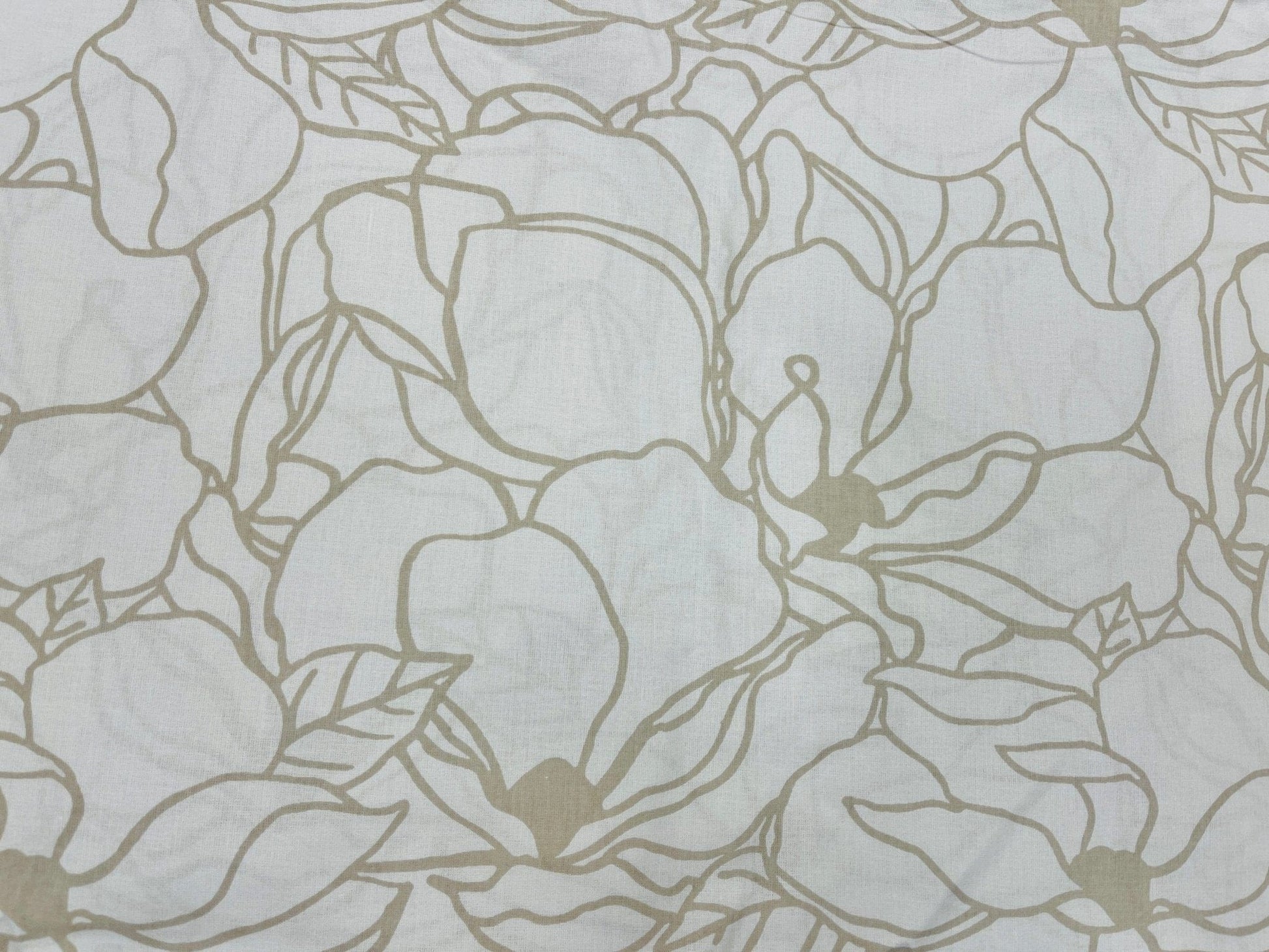100% Cotton fabric - beige floral pattern on a white background 130 g/m²