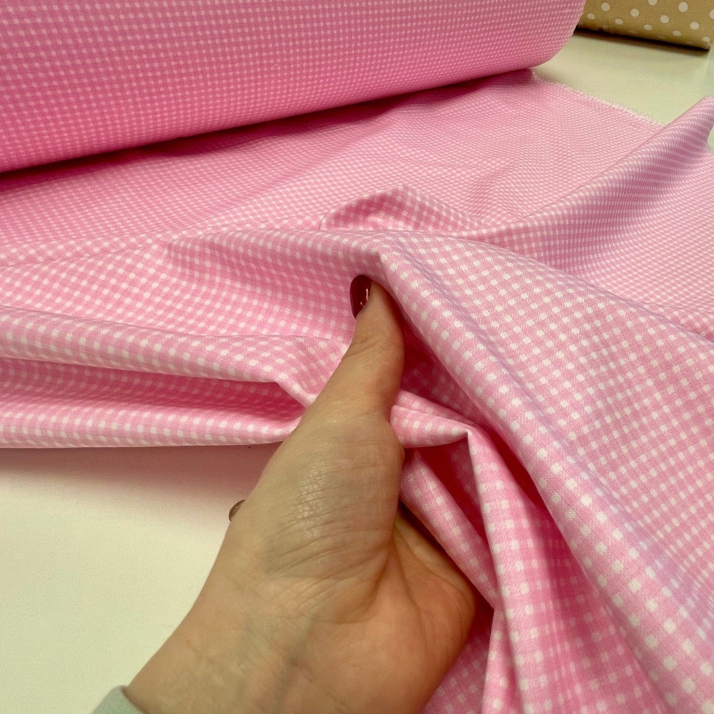 100% Cotton fabric - fine pink plaid 125 g/m²