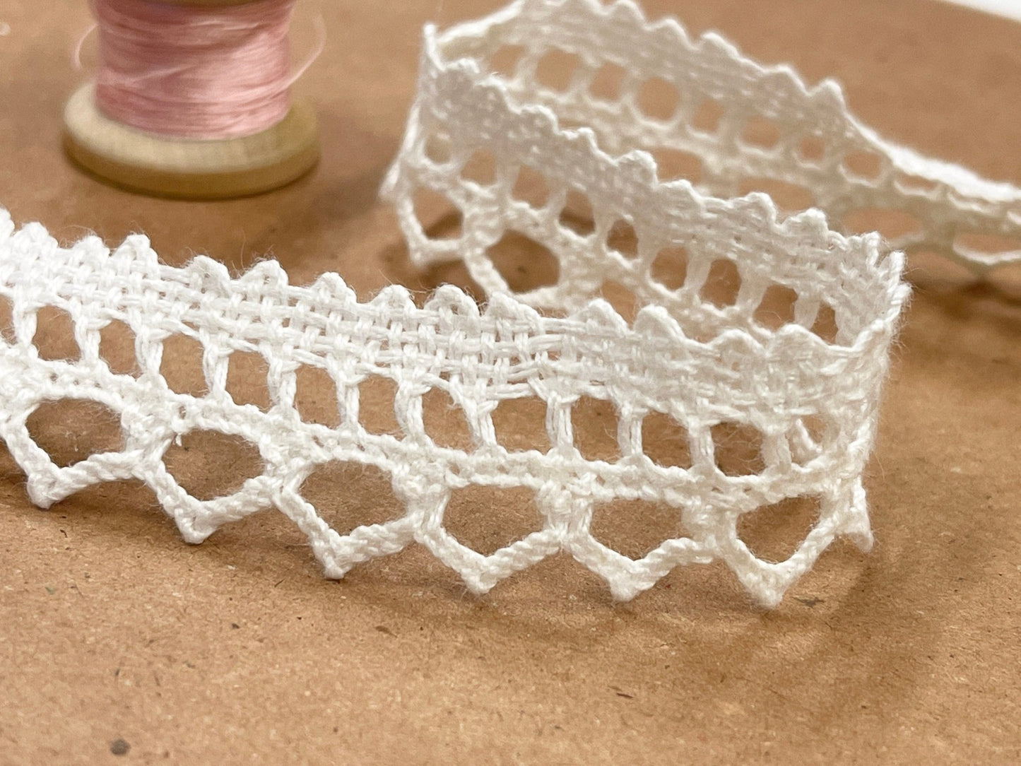 100% Cotton lace-2 cm white-LV