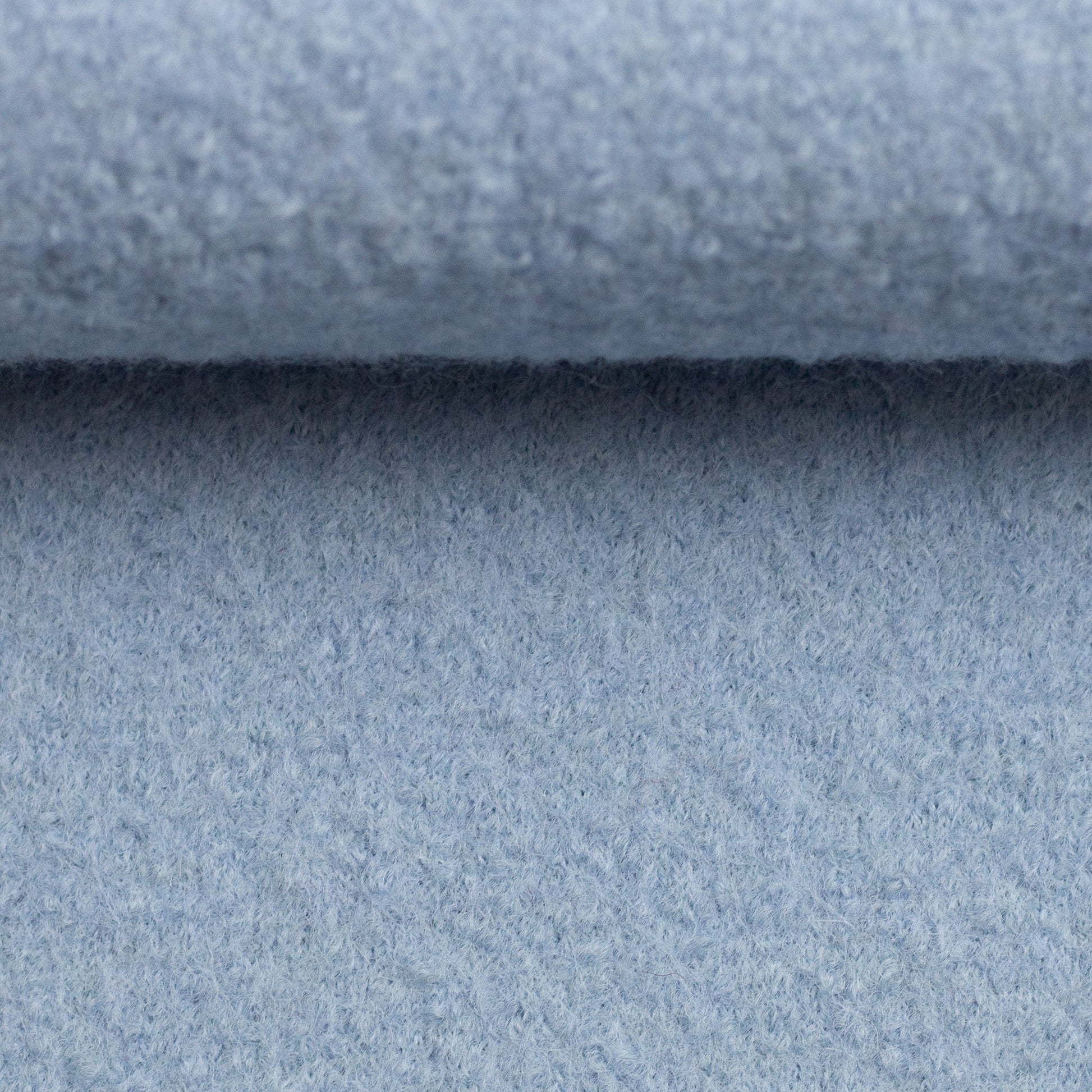 100% wool fabric - light blue 385 g/m²
