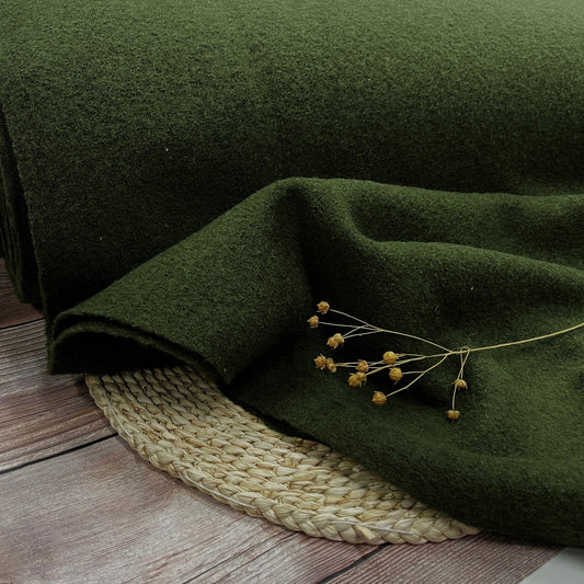 100% Wool fabric-forest green 385 g/m²