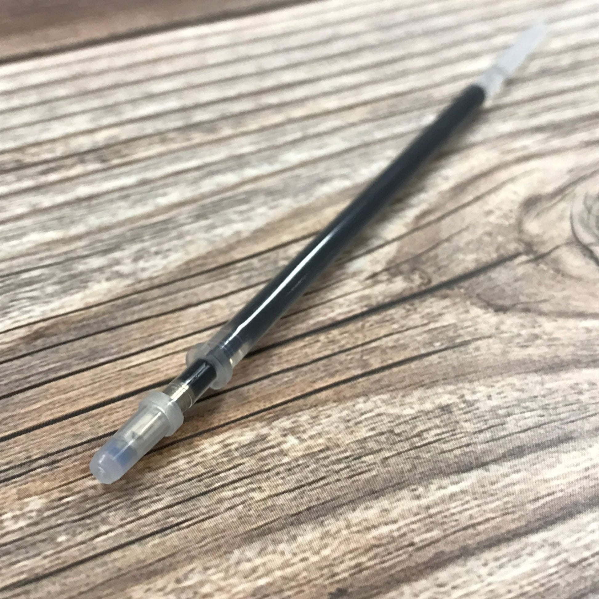 Tailor’s sewing pen for fabric with disappearing effect - black