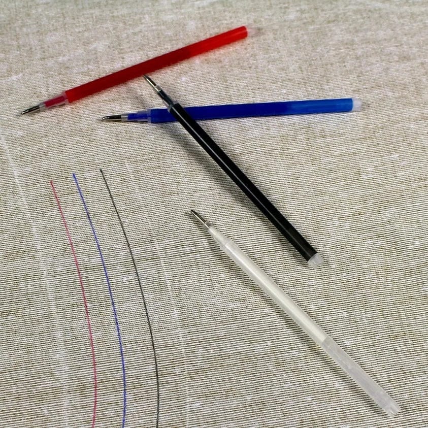 Tailor’s chalk pen for fabric with disappearing effect - red