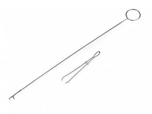 Set for threading elastic and ribbon