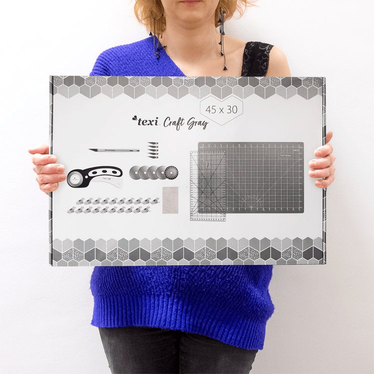 Set - cutting mat with accessories 45x30 cm