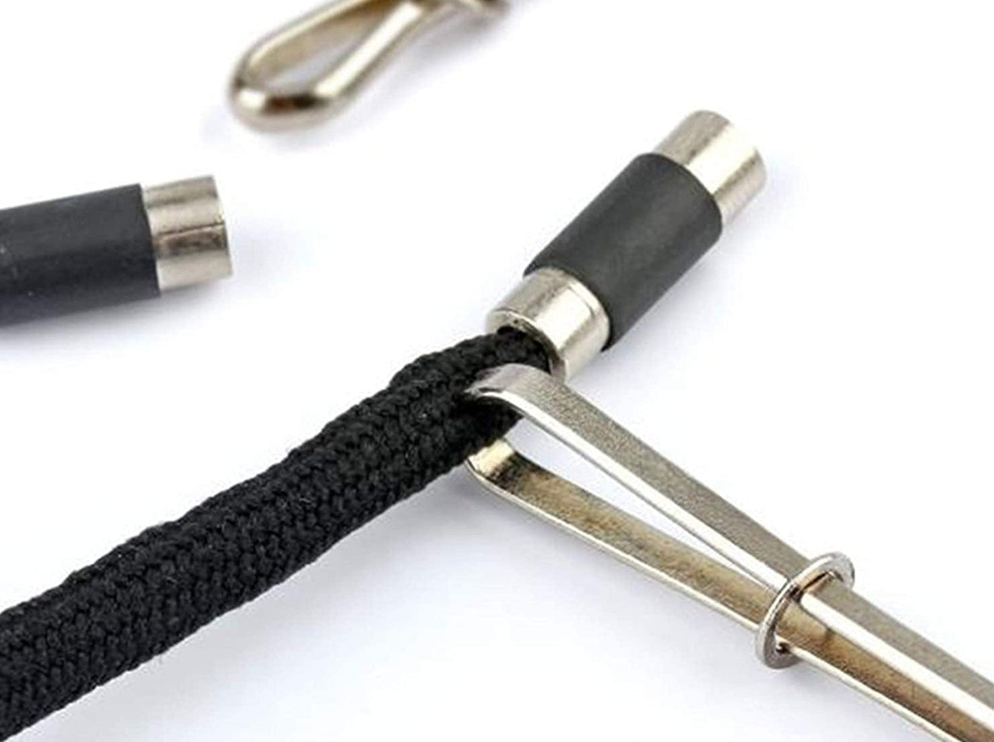 Helper for threading elastic bands and ribbons