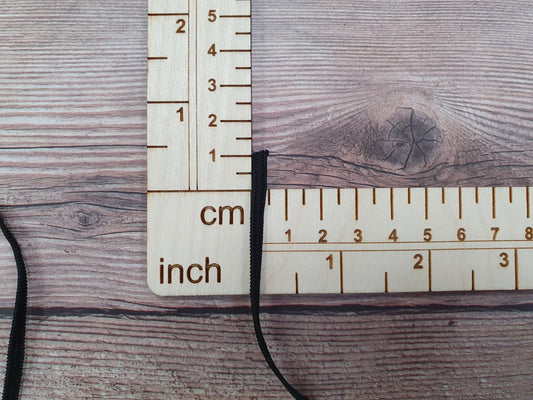 alt
Flat rubber-4 mm black
