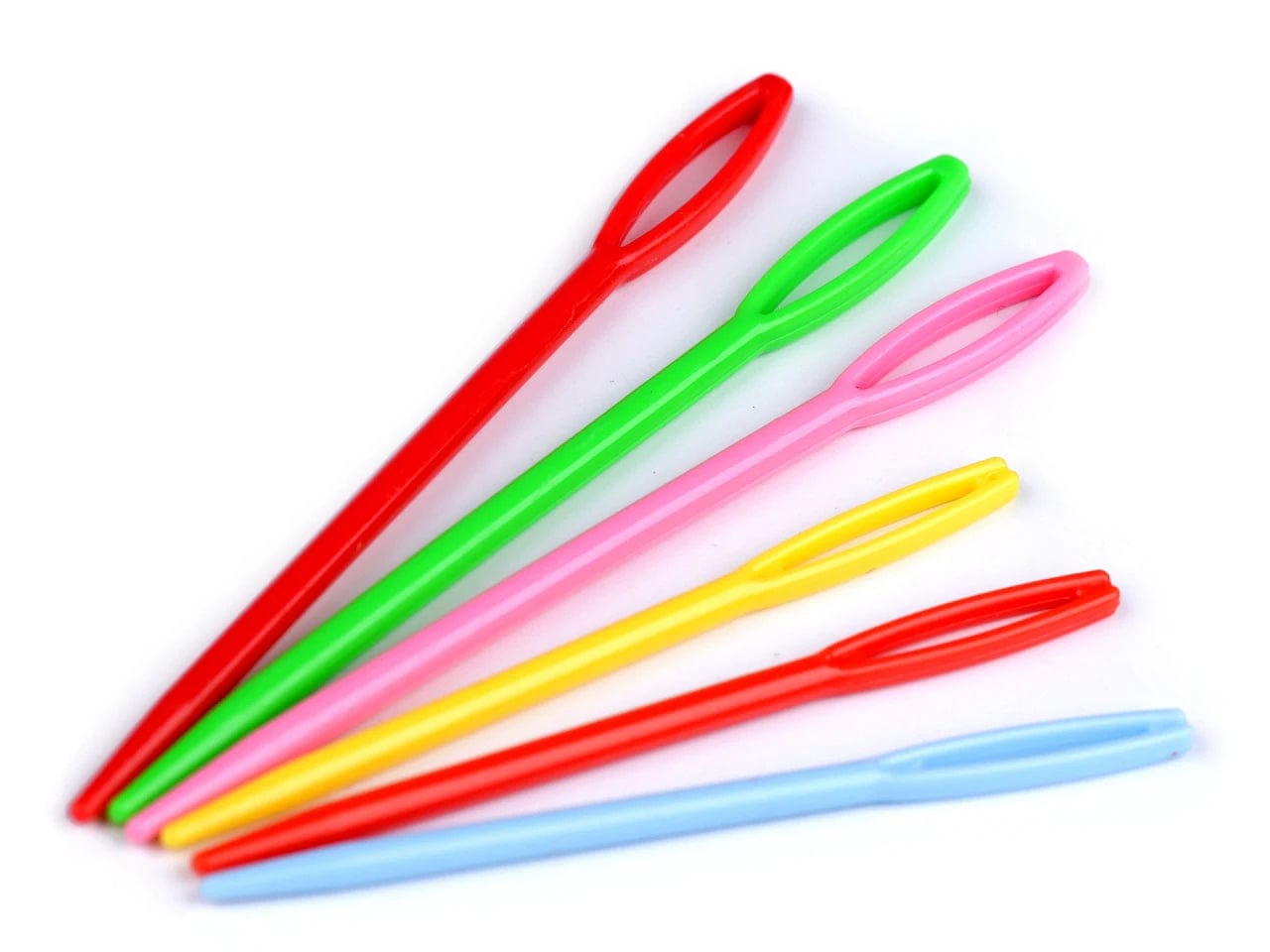 Plastic needle set