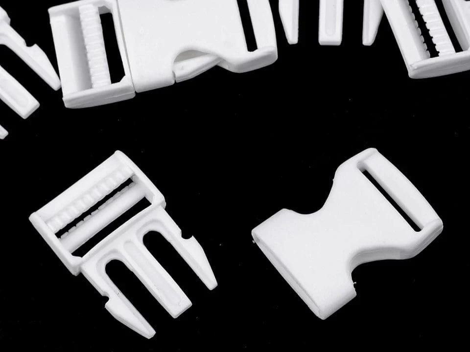 alt
Plastic buckle connector 20 mm - white (5 pcs. per pack)