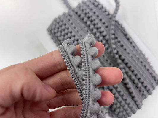 Pom Pom ribbon-12 mm gray