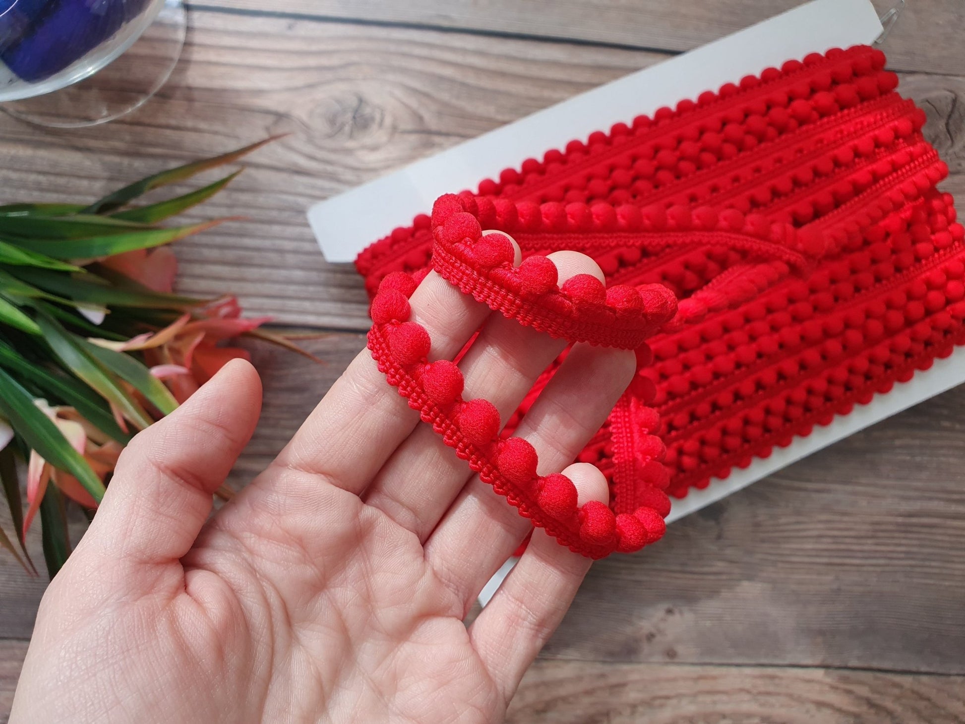 Red pom-pom ribbon, 12 mm