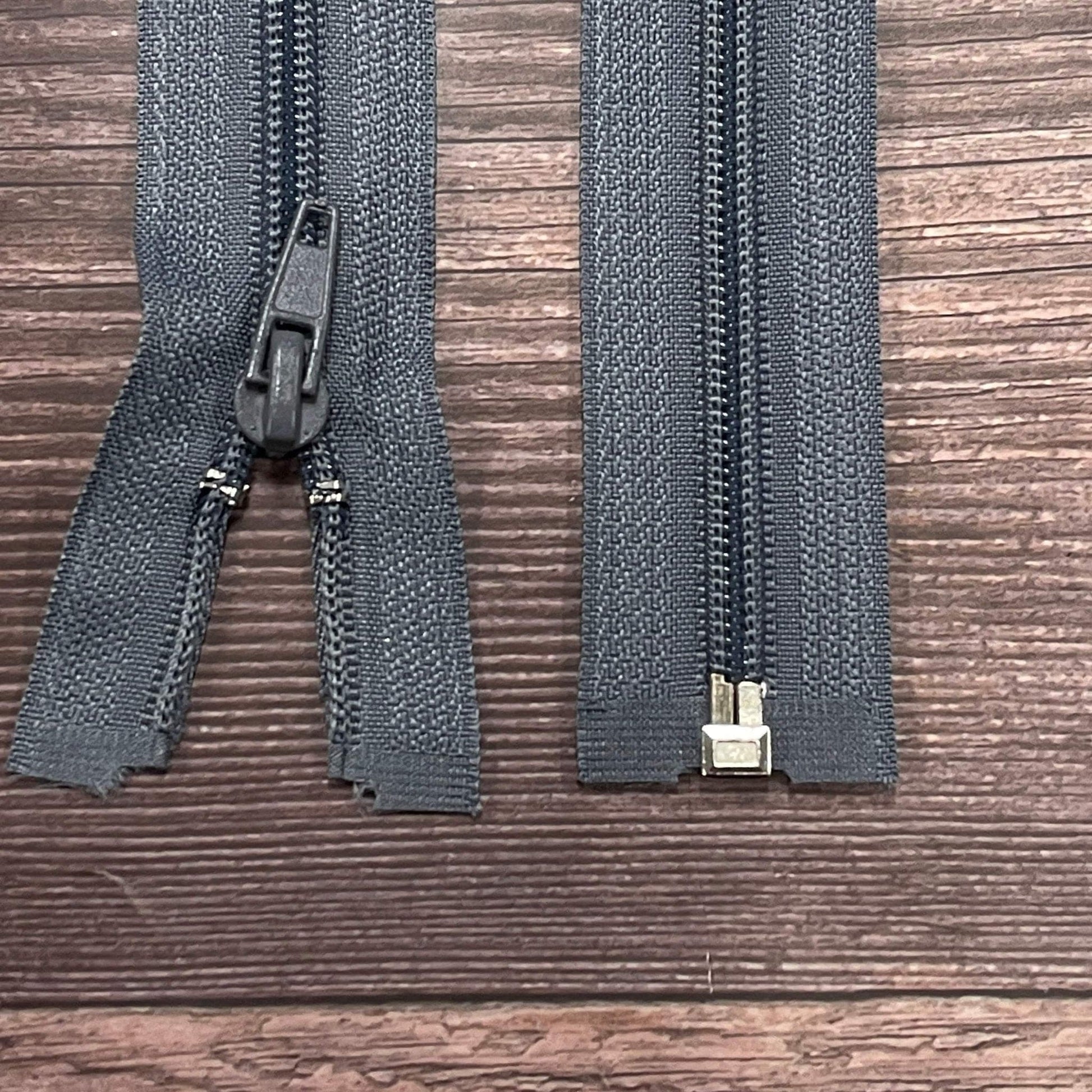 zipper opening-graphite grey
