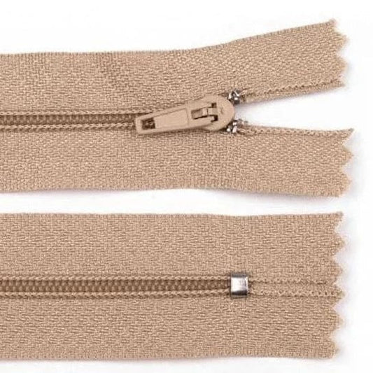 Closed zipper - light brown