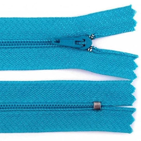 Closed zipper - turquoise blue
