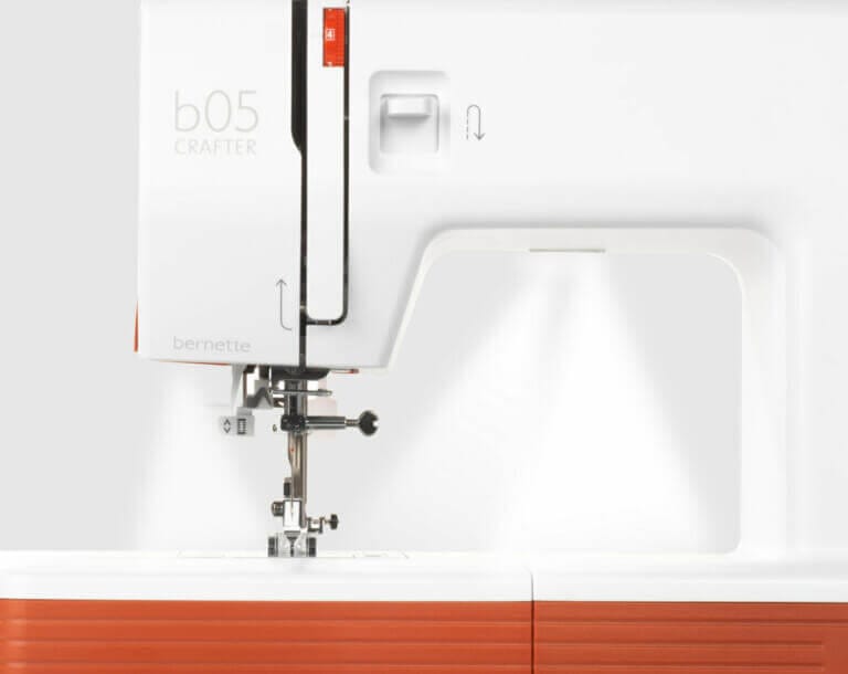 alt
Bernette-B05 Crafter sewing machine