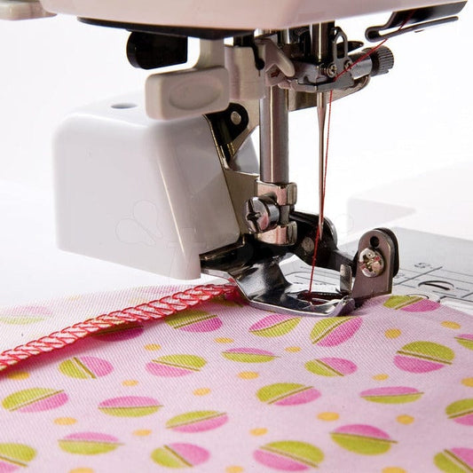 Sewing machine presser foot for overlock stitch with knife